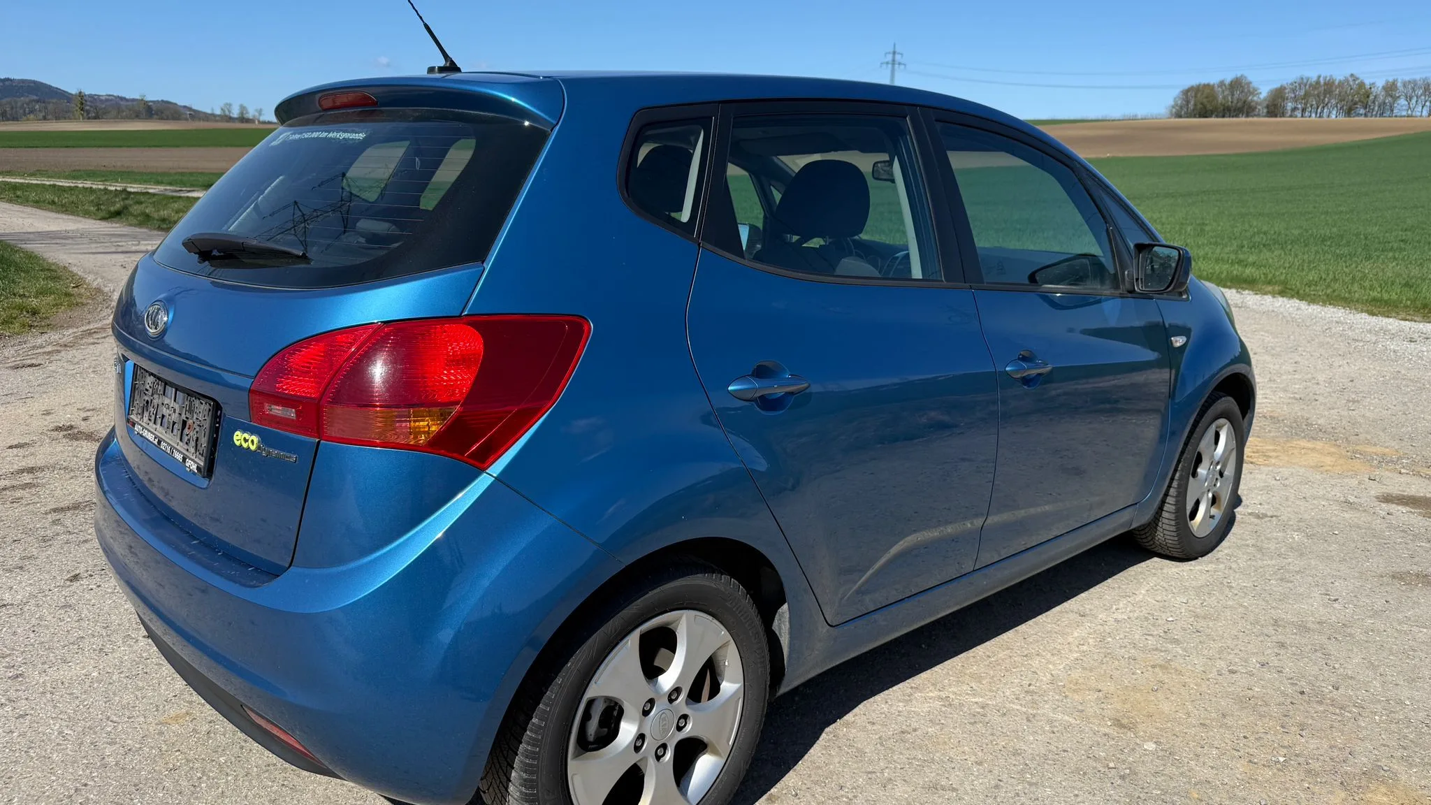 KIA VENGA CRDI 1.6 Active Bild 7