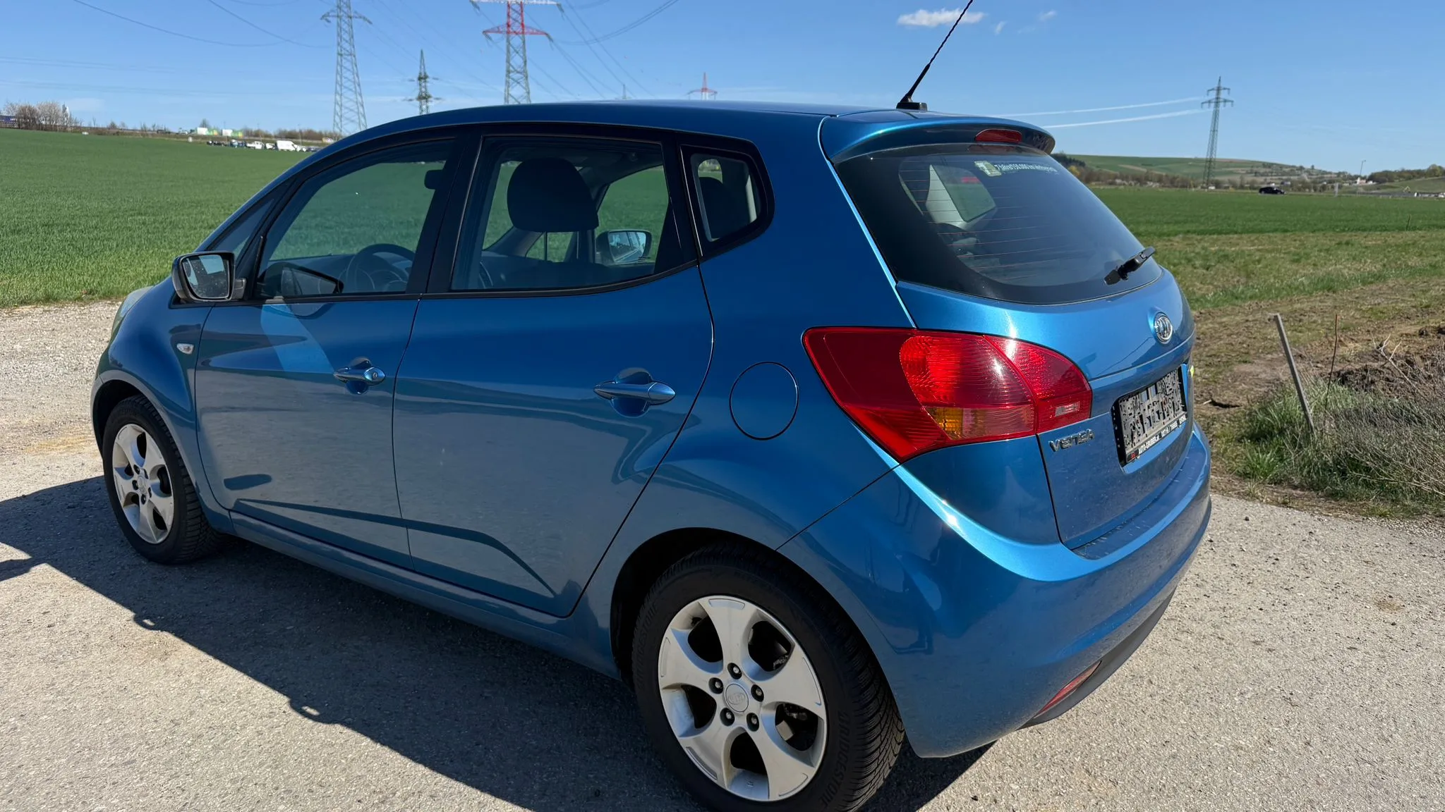 KIA VENGA CRDI 1.6 Active Bild 5