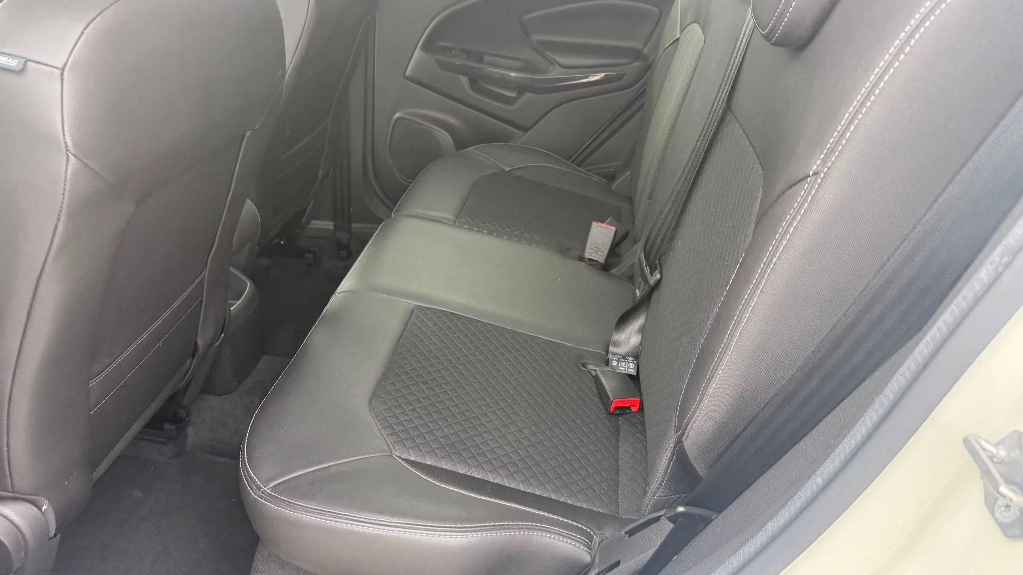 FORD ECOSPORT TIT 1.0 Bild 14