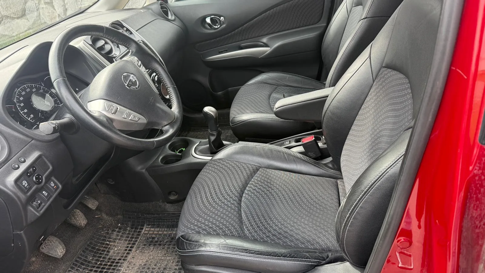 Nissan Note Tekna Bild 8